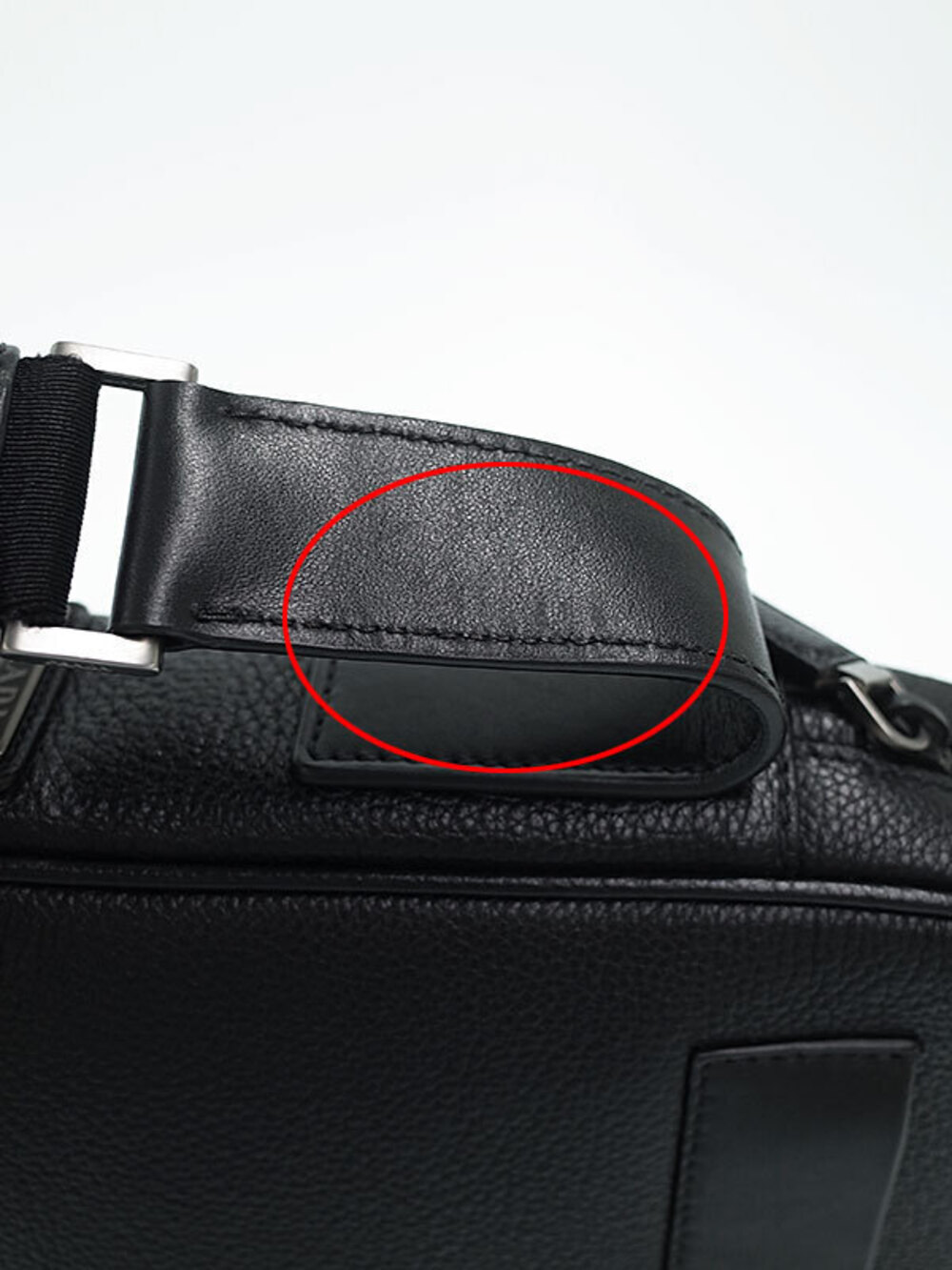 Prada embossed logo bag messenger leather Black - Picture 8 of 9
